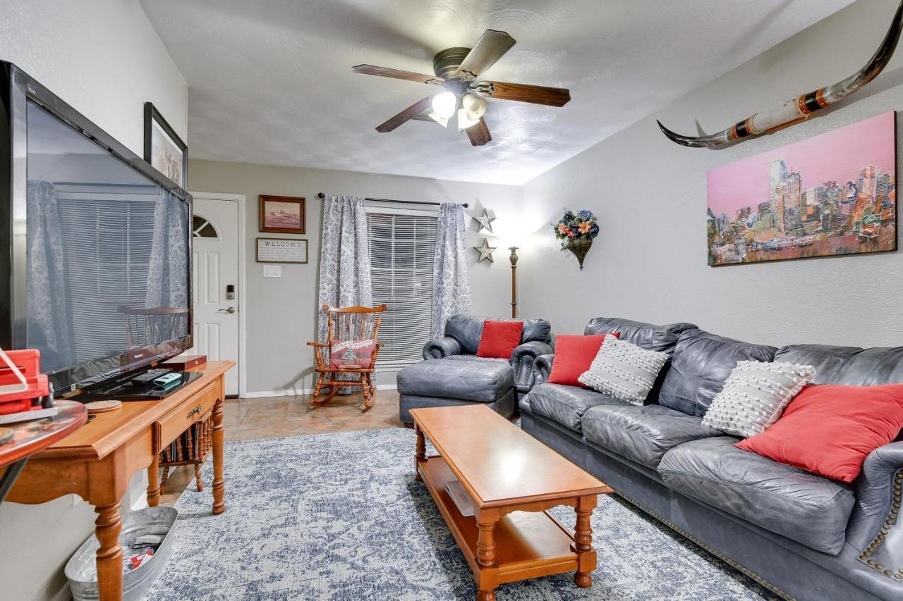 Arlington Home With Patio, Walk To Atandt Stadium! Exterior foto